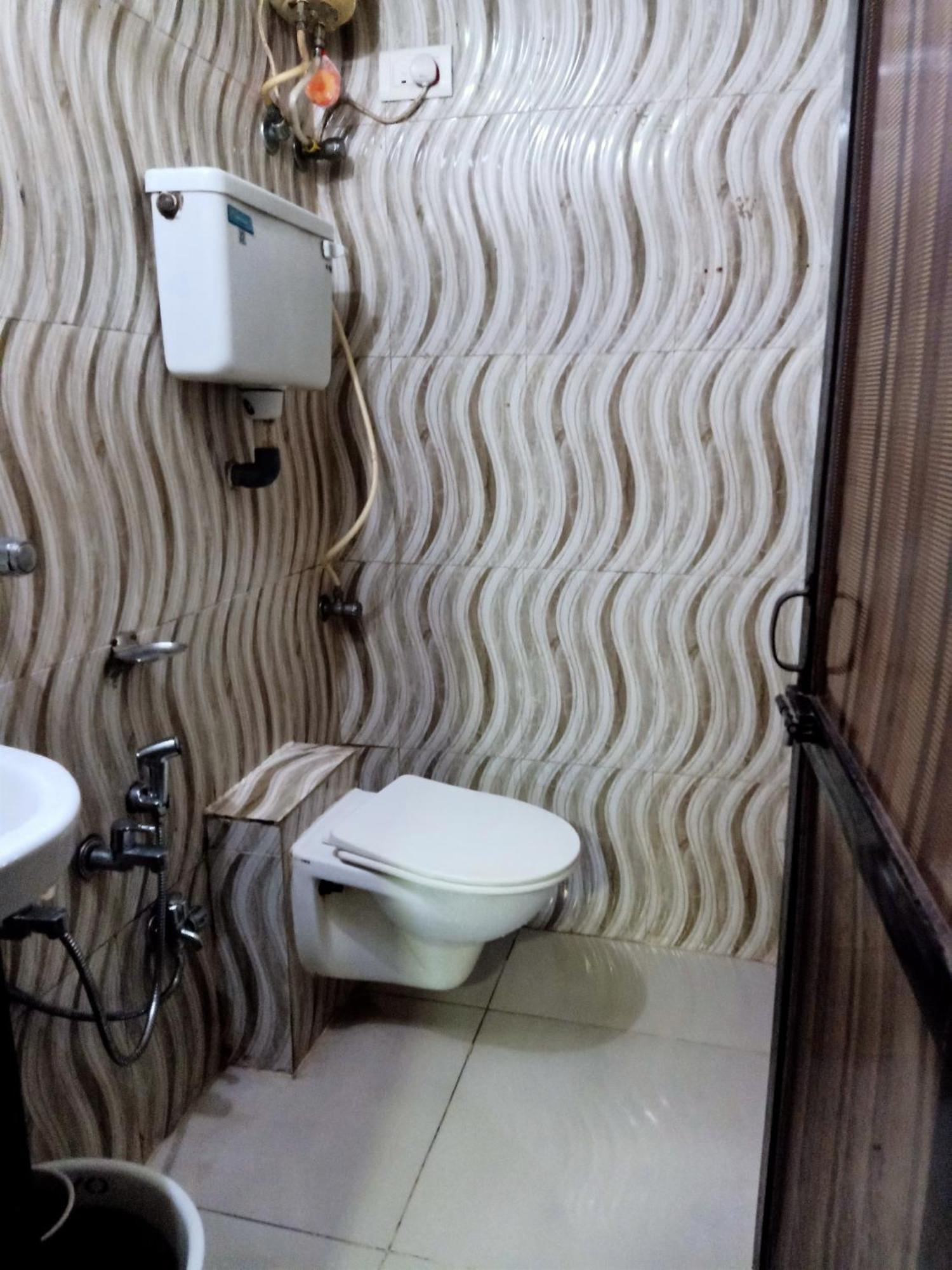 Hotel Central Inn Мумбаи Номер фото